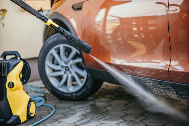 Best Sidewalk Pressure Washing  in Lake Waynoka, OH